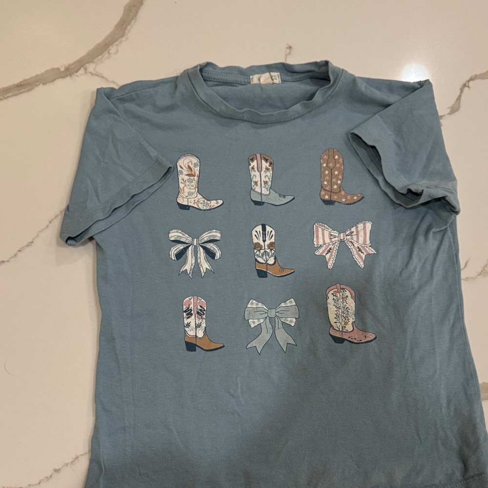Cute cowgirl t-shirt